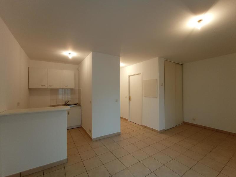 Studio - 27 m² - 1 pièce