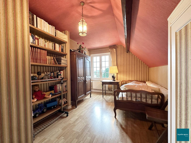 Maison - 148 m² - 8 pièces