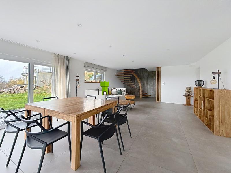 Maison - 154 m² - 5 pièces