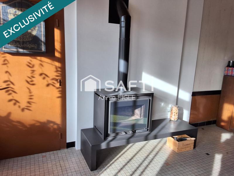 Maison - 250 m² - 7 pièces