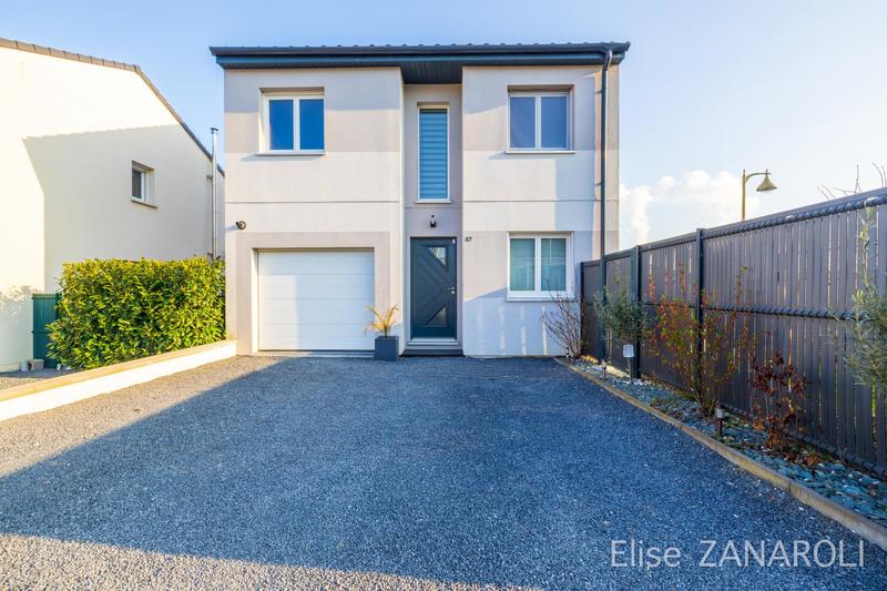 Maison - 113 m² - 4 pièces