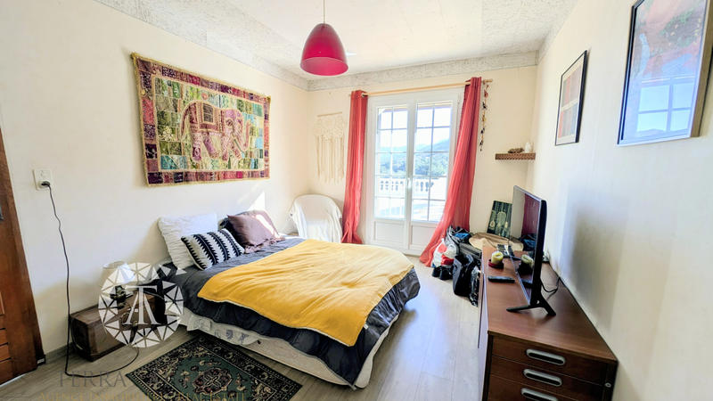 Villa - 158 m² - 6 pièces