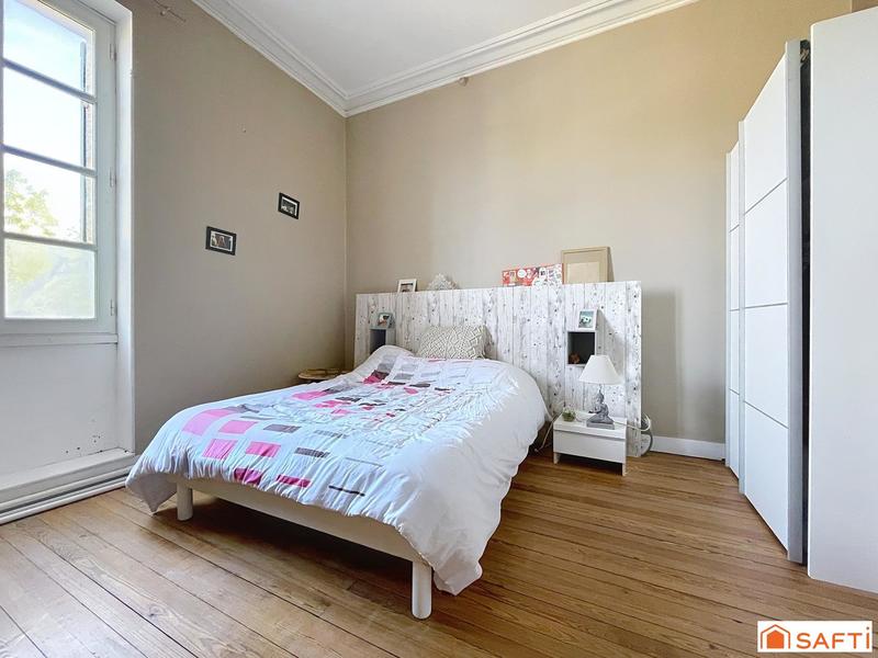 Maison de maîtres - 364 m² - 11 pièces