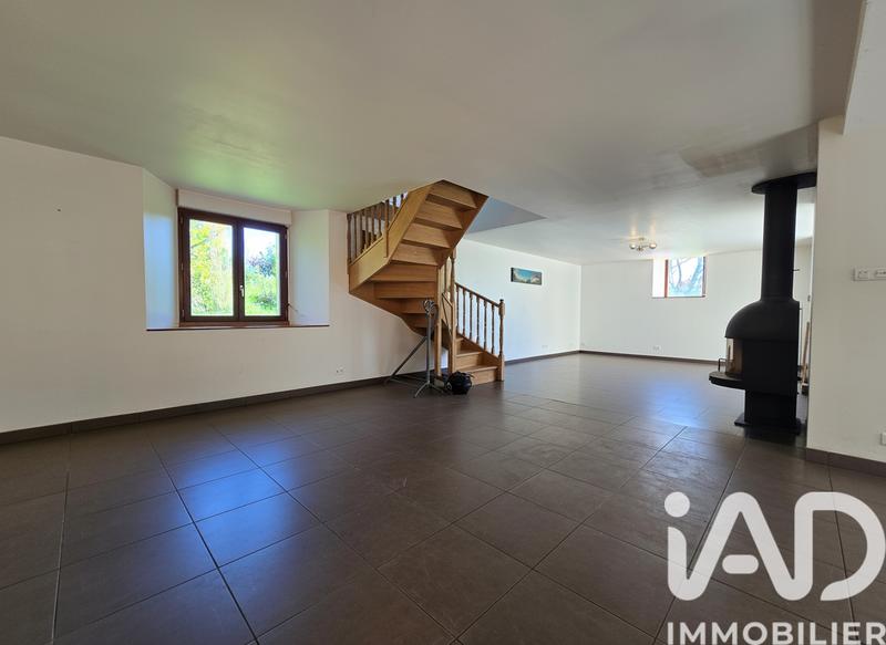 Maison - 214 m² - 6 pièces