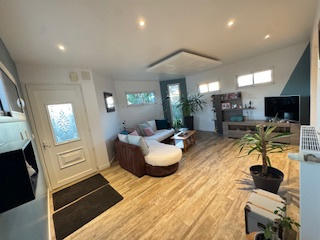 Maison - 145 m² - 6 pièces