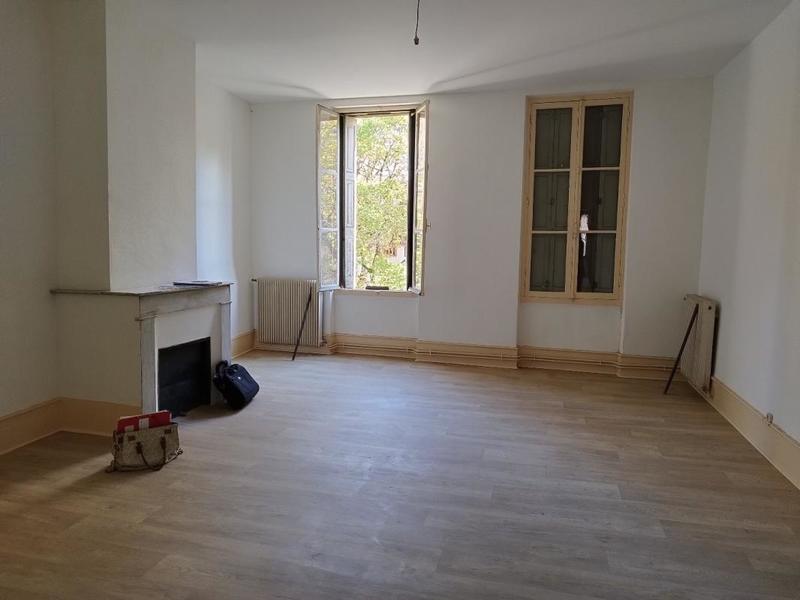 Maison de ville - 220 m² - 6 pièces