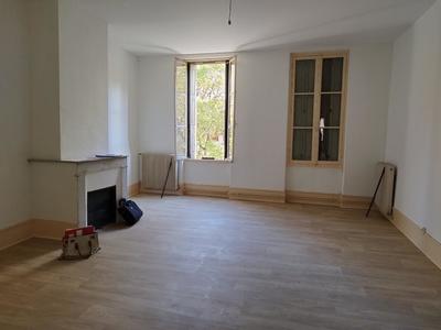 Maison de ville - 220 m² - 6 pièces