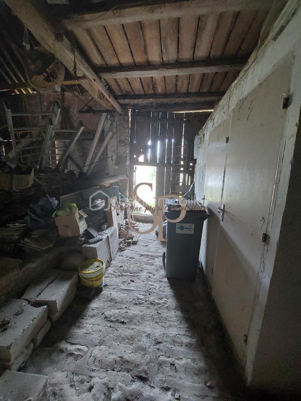 Grange - 150 m² - 3 pièces