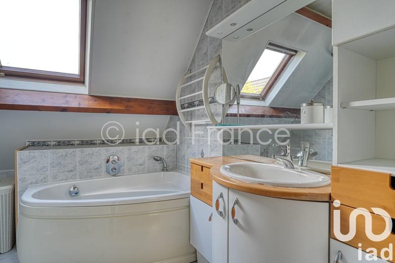 Maison - 152 m² - 7 pièces