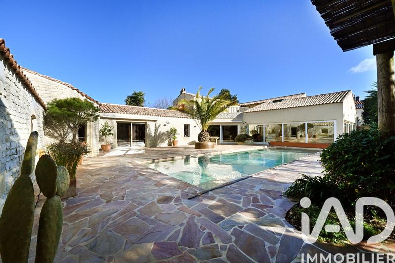 Maison - 505 m² - 10 pièces