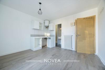 Appartement - 18 m² - 1 pièce