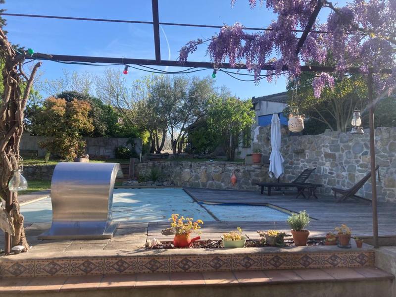 Maison - 200 m² - 7 pièces