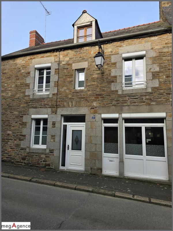 Maison en pierre - 110 m² - 8 pièces