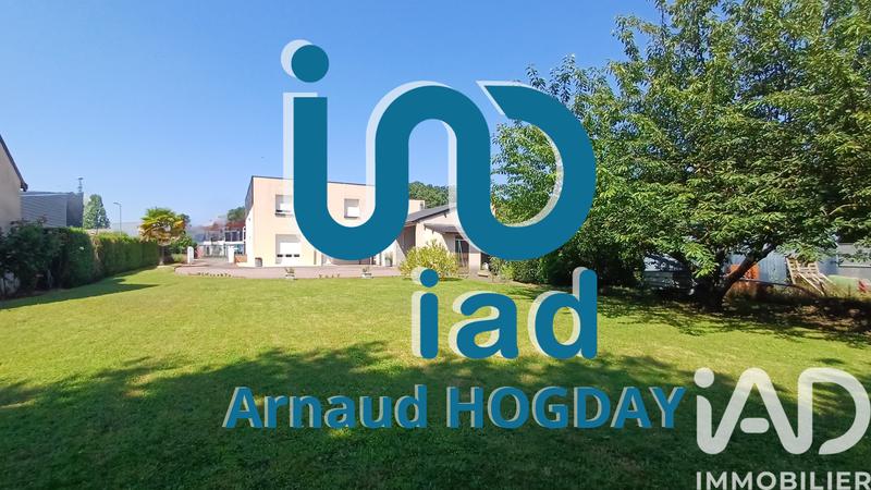 Maison - 188 m² - 8 pièces