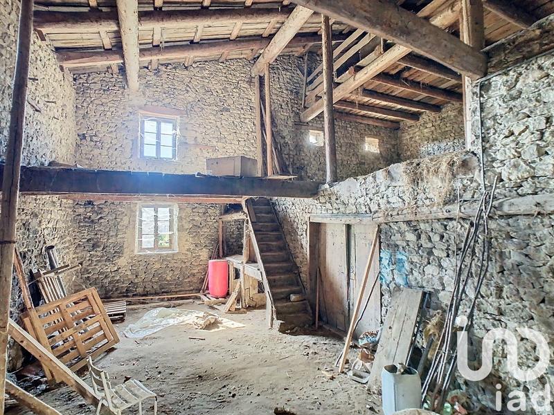 Maison - 275 m² - 11 pièces