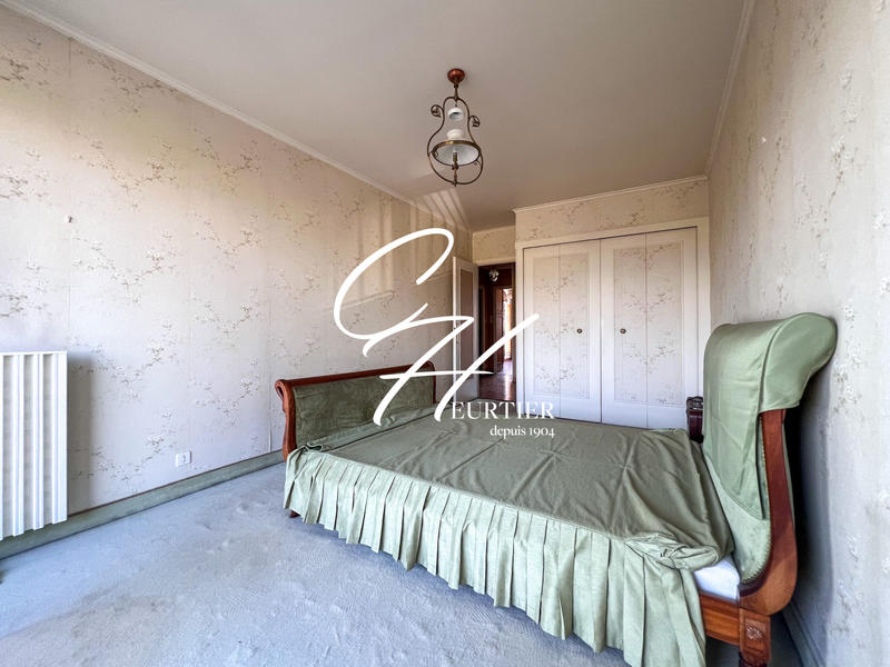 Appartement - 94 m² - 4 pièces