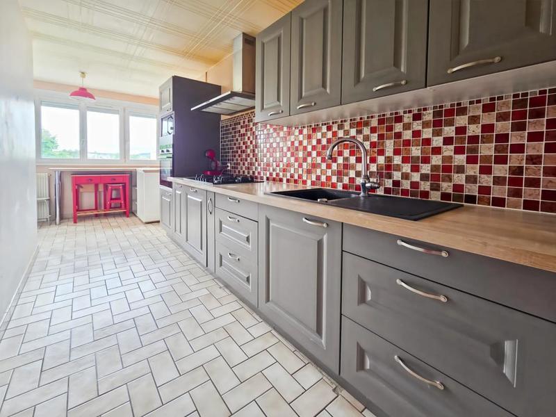 Appartement - 79 m² - 3 pièces