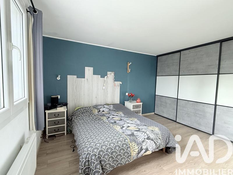 Maison - 177 m² - 7 pièces