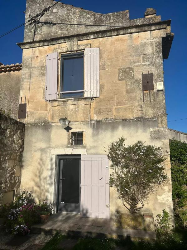 Mas - 300 m² - 8 pièces