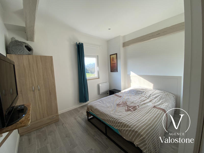 Maison - 198 m² - 6 pièces