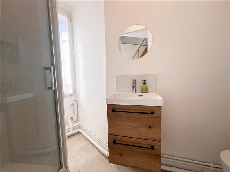 Studio - 14 m² - 1 pièce