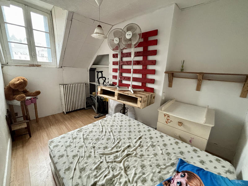 Maison - 104 m² - 5 pièces