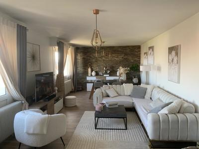 Appartement - 82 m² - 4 pièces
