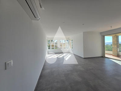 Appartement - 122 m² - 5 pièces