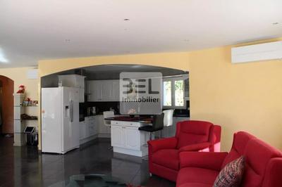 Villa - 130 m² - 4 pièces