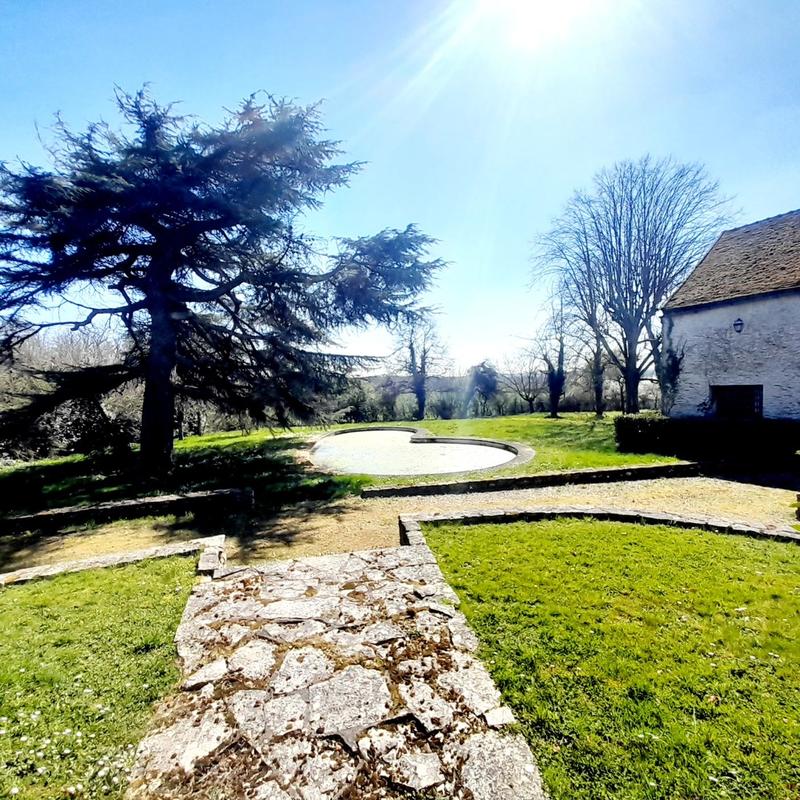 Maison ancienne - 265 m² - 8 pièces