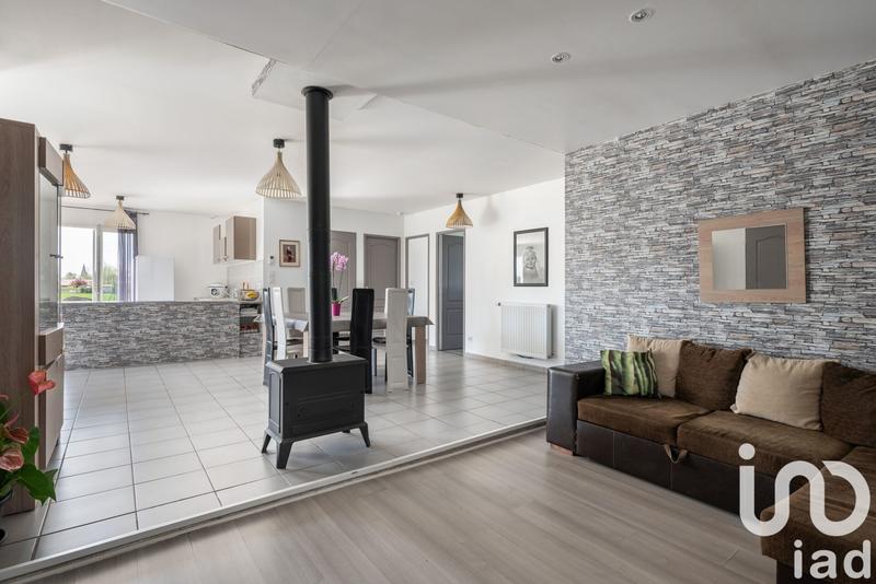 Maison - 96 m² - 5 pièces