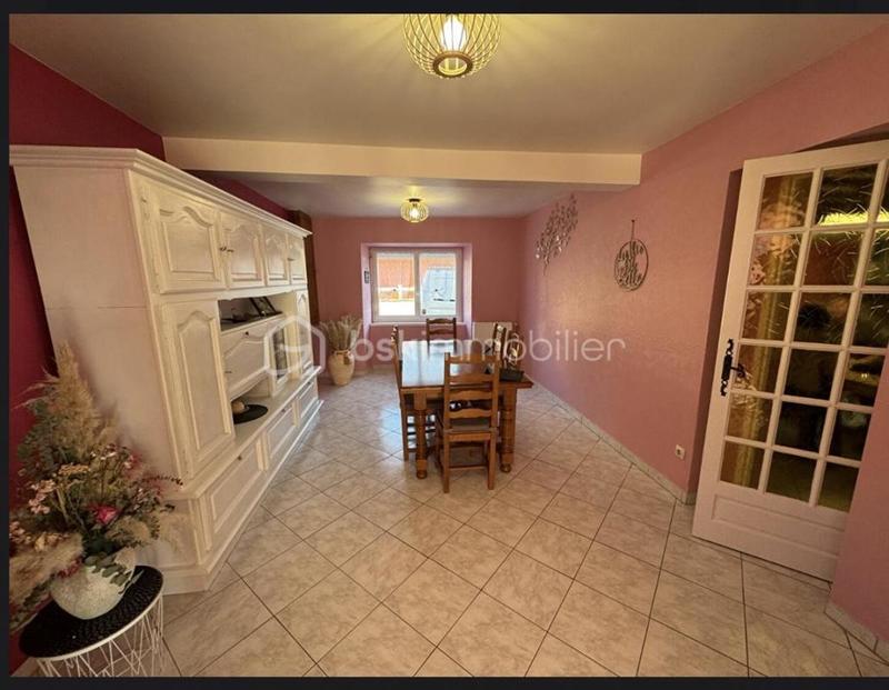 Maison traditionnelle - 135 m² - 7 pièces