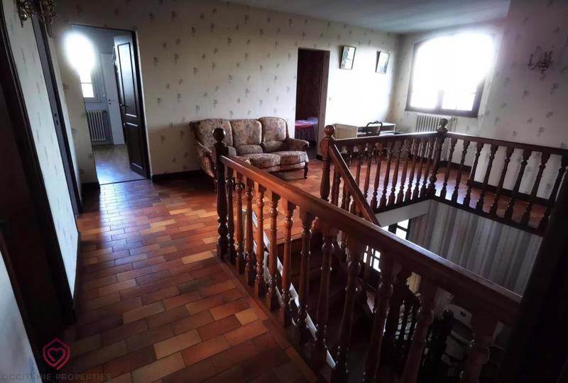 Villa - 170 m² - 9 pièces