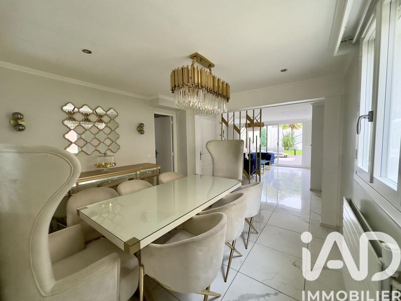 Maison - 151 m² - 7 pièces