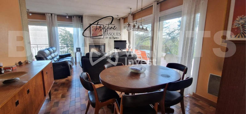 Maison - 90 m² - 5 pièces