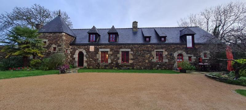 Maison - 190 m² - 5 pièces