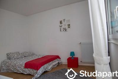 Chambre - 16 m² - 1 pièce