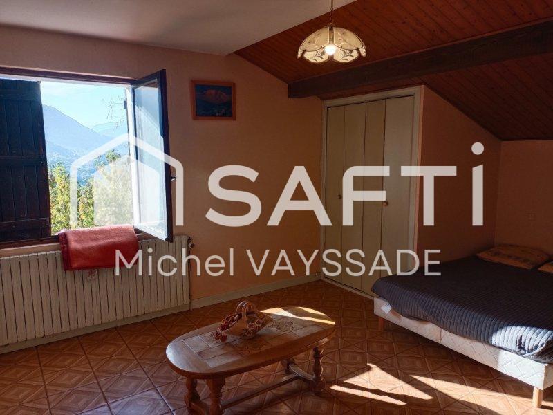 Maison - 165 m² - 6 pièces