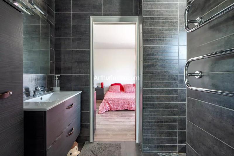 Maison - 147 m² - 6 pièces