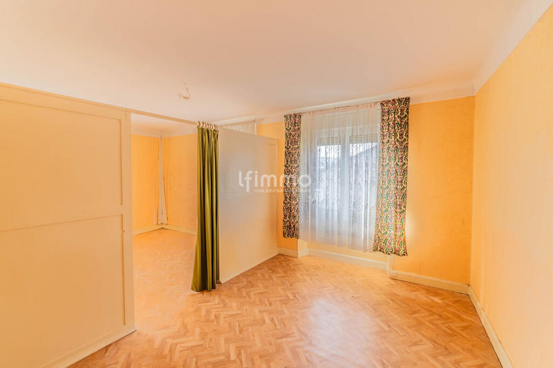 Maison - 178 m² - 6 pièces