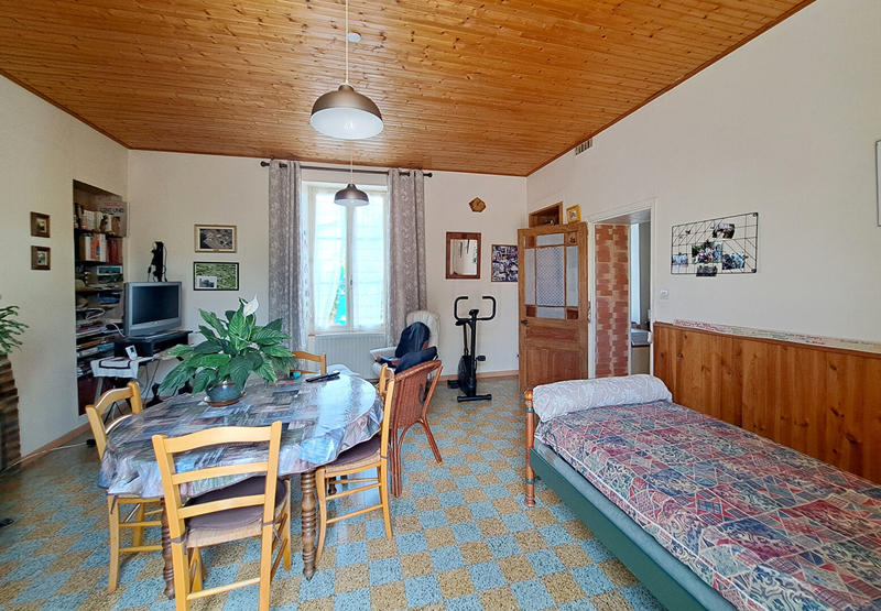Maison - 104 m² - 5 pièces