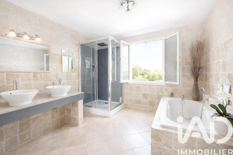 Maison - 158 m² - 5 pièces