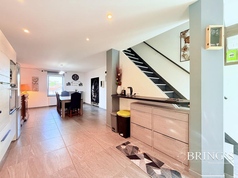 Maison - 145 m² - 5 pièces