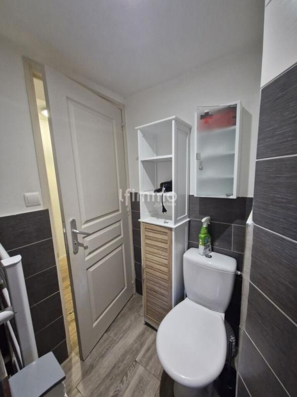 Immeuble - 104 m² - 6 pièces