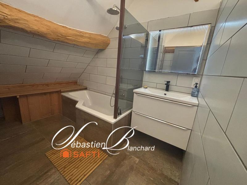 Maison - 136 m² - 8 pièces