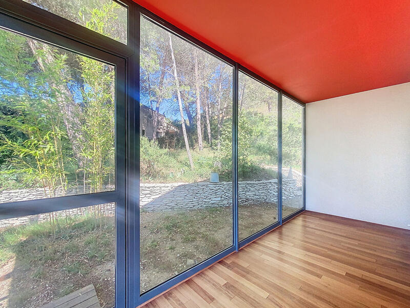 Maison - 170 m² - 6 pièces