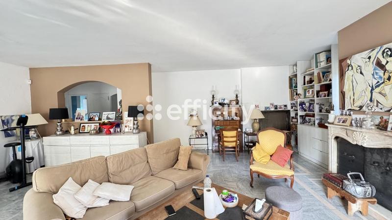 Maison - 147 m² - 5 pièces