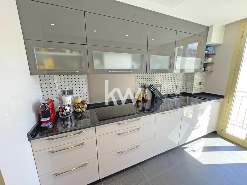 Appartement - 79 m² - 3 pièces