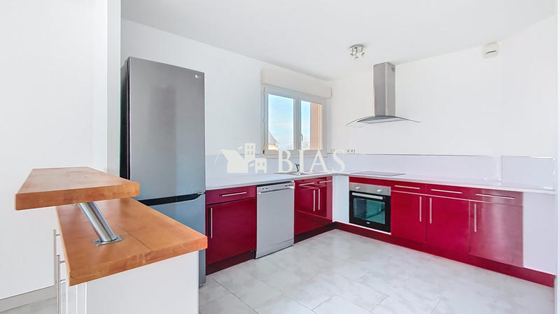 Appartement - 90 m² - 4 pièces