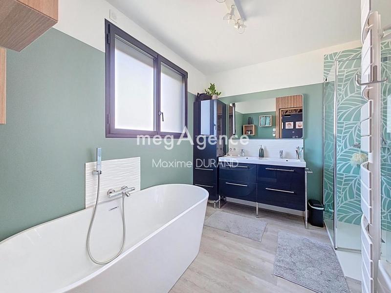 Maison - 117 m² - 6 pièces